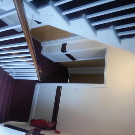 Llanion Lodge Saint Florence Екстериор снимка
