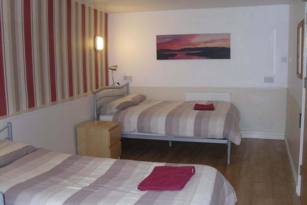 Llanion Lodge Saint Florence Стая снимка