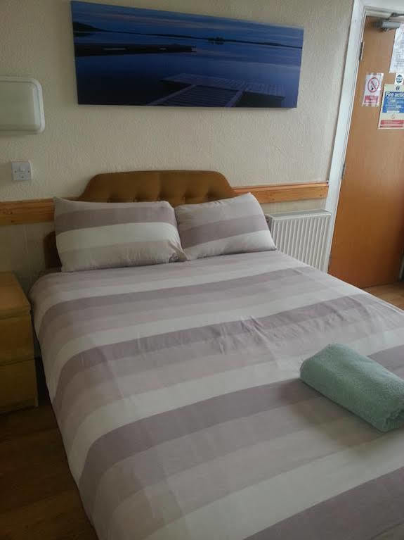 Llanion Lodge Saint Florence Екстериор снимка